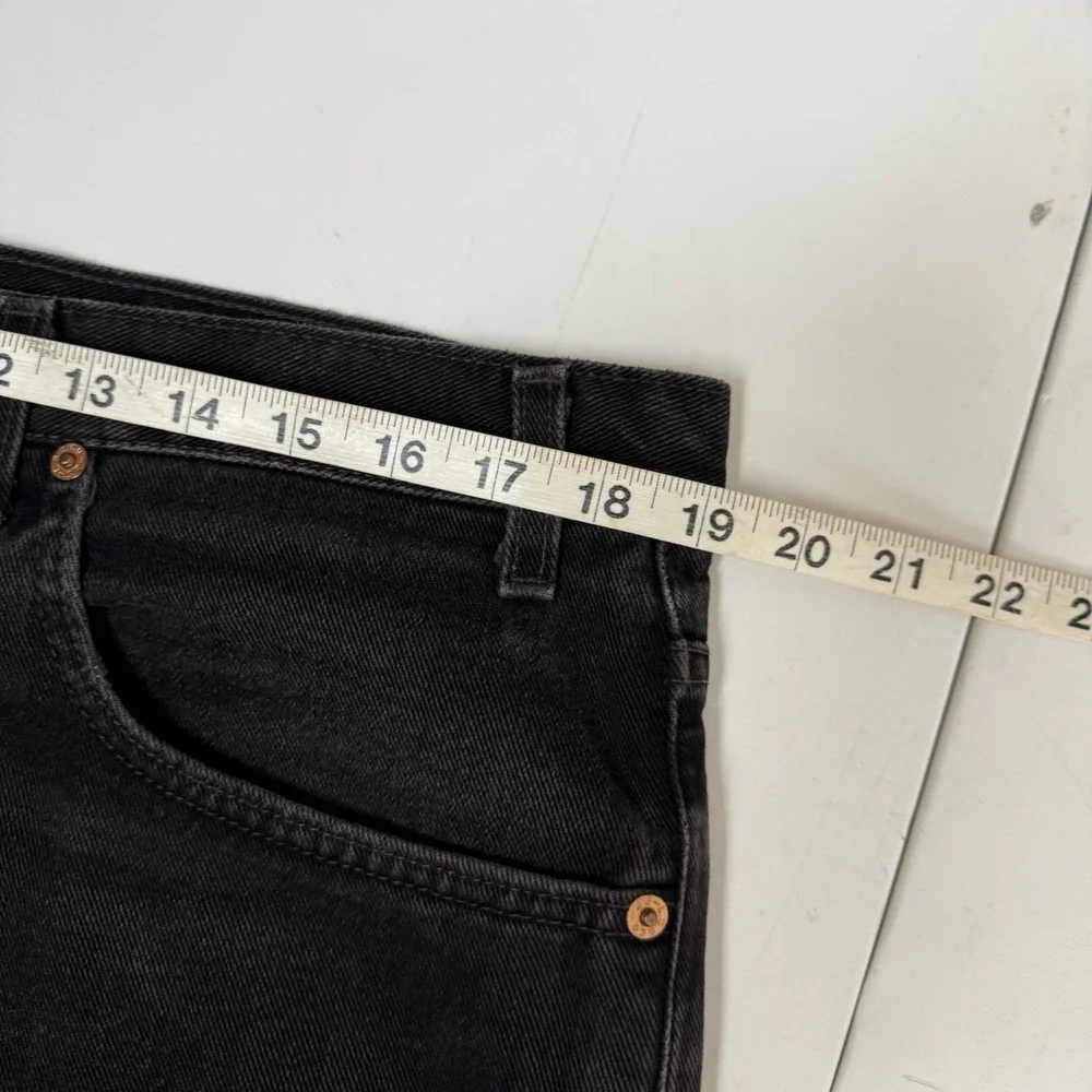 Vintage 2000 Levi 550 Relax Fit Black‎ Denim Jeans size 38x32.5